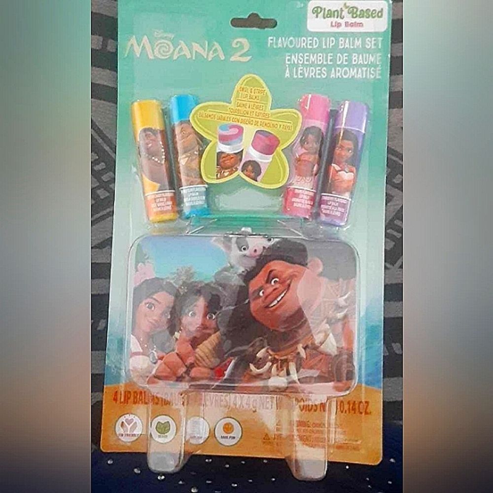 New Moana 2 Lip Balm Set With Bonus Tin